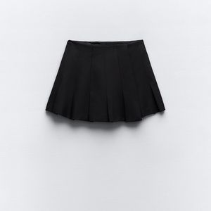 ZARA BOX PLEAT MINI SKIRT-NWT. Size Small